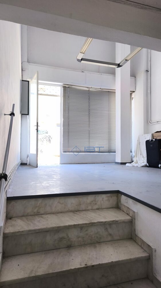 (for rent) Commercial Commercial space || Athens north suburbs / Marousi - 39.0sq.m, 650€