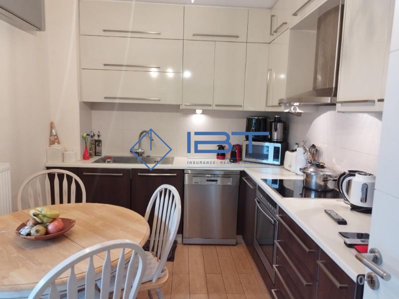 (For Sale) Residential Maisonette || Marousi / Soros - 140sq 3B/R, 430000€